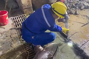 澄迈地下室伸缩缝堵漏施工视频
