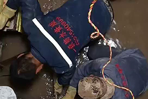 澄迈电梯井堵漏施工视频